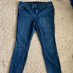 Torrid bombshell jeans flattering stretch 12